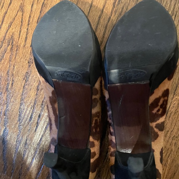 Stuart Weitzman leopard print heel - Picture 6 of 11